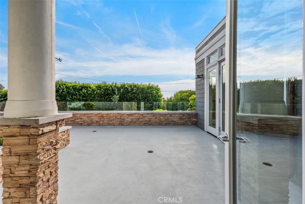1363 North Coast Highway Property Photo 8