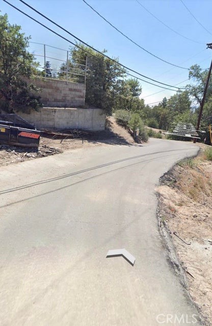 33401 Angeles Drive Property Photo 4