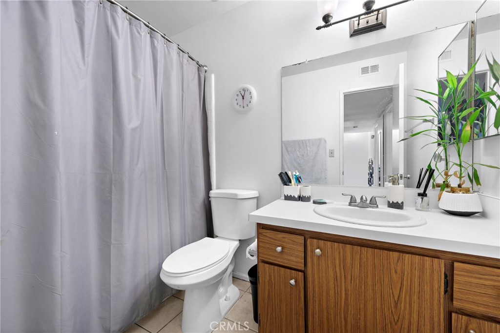 16642 Algonquin St Property Photo 13