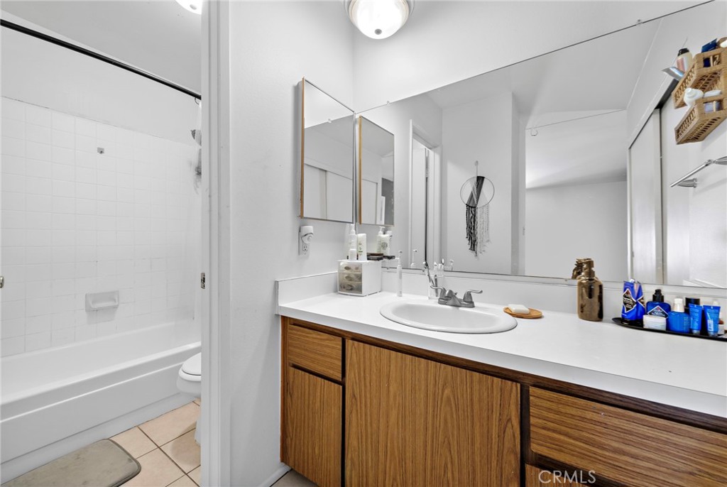 16642 Algonquin St Property Photo 14
