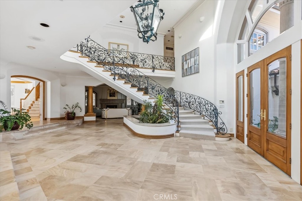 21 Ritz Cove Drive Property Photo 8