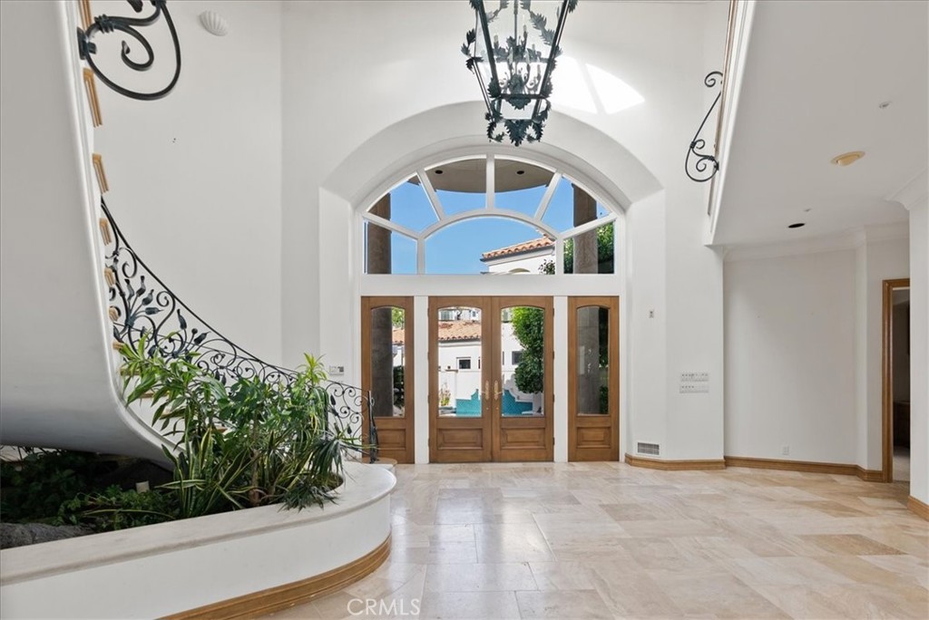 21 Ritz Cove Drive Property Photo 9