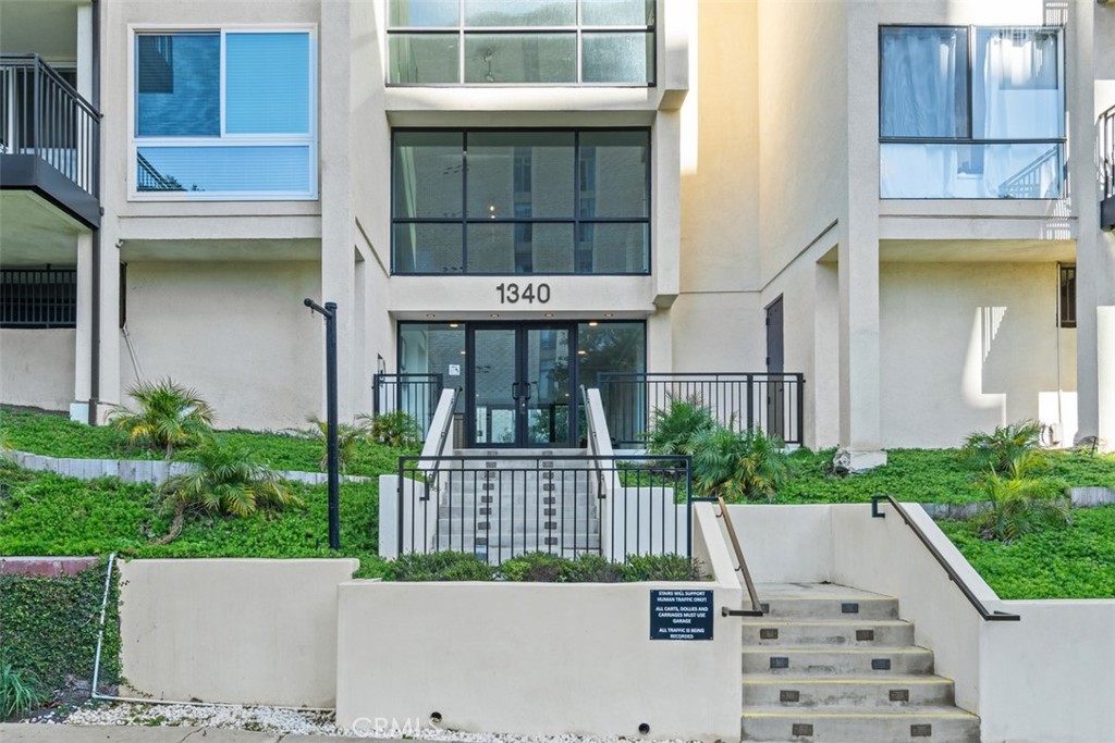 1340 S Beverly Glen Boulevard 310 Property Photo 1