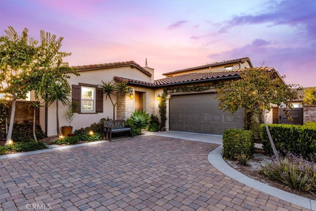 35 Cantar Street Property Photo