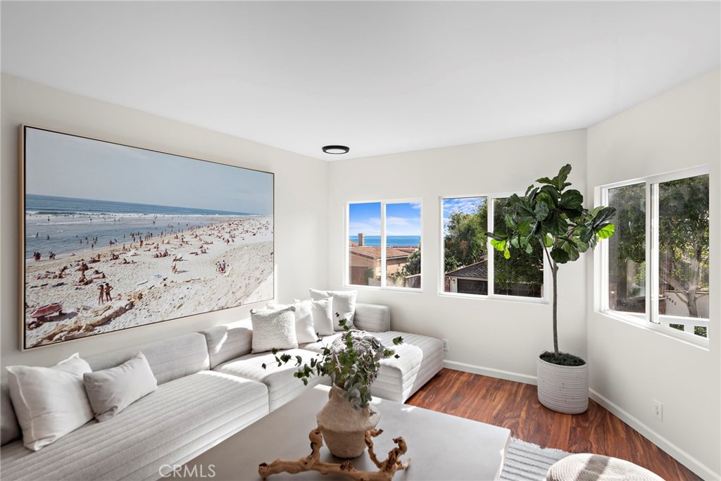 2120 Ocean Way Property Photo 3