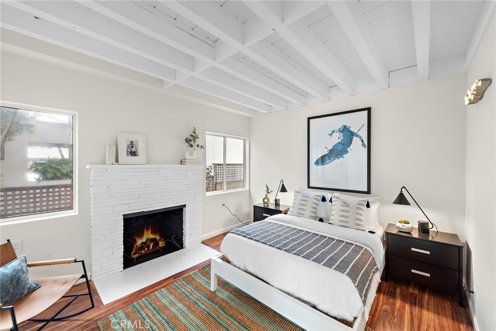 2120 Ocean Way Property Photo 8