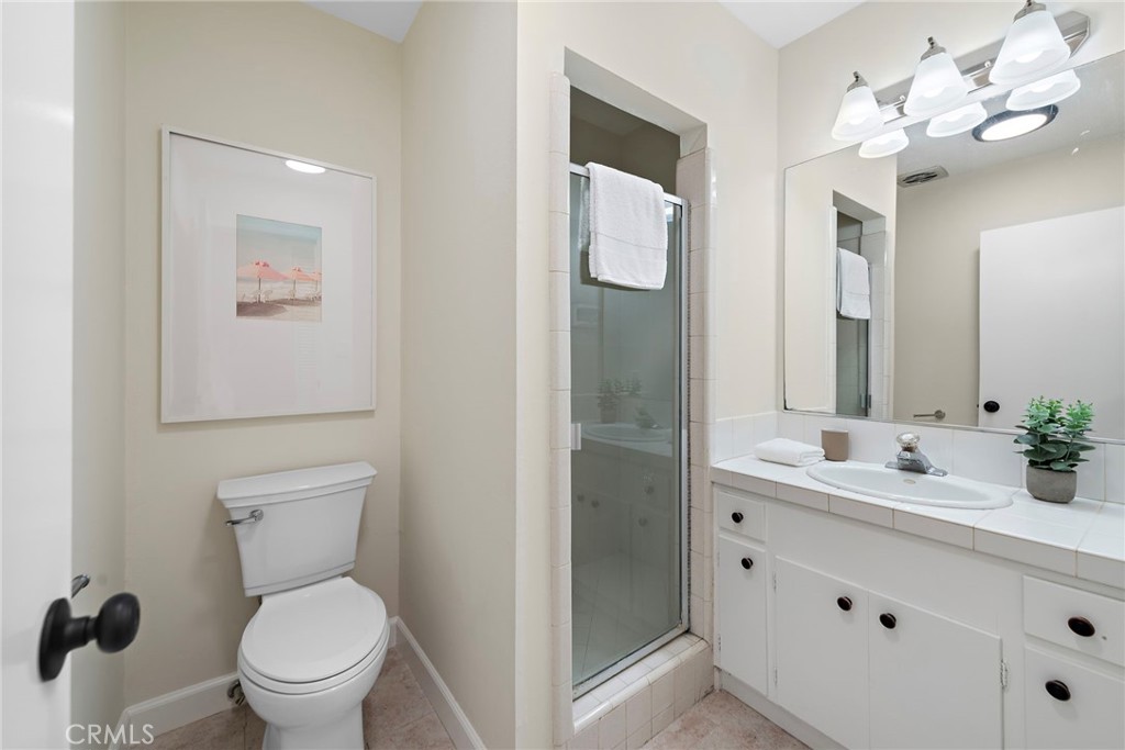 2120 Ocean Way Property Photo 10