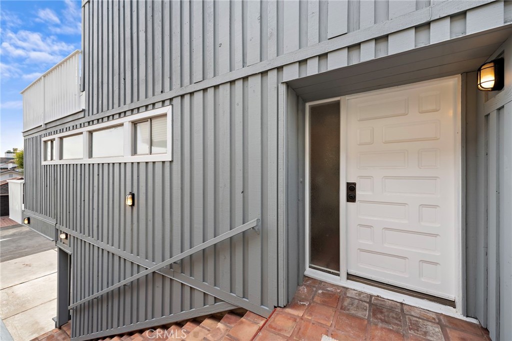 2120 Ocean Way Property Photo 18