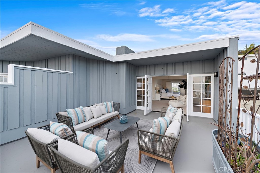 2120 Ocean Way Property Photo 34