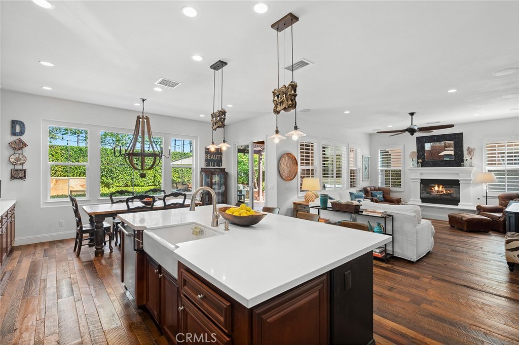 27 Santa Barbara Property Photo 1