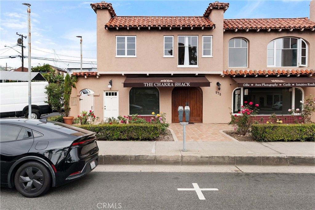 976 S Coast Property Photo 1