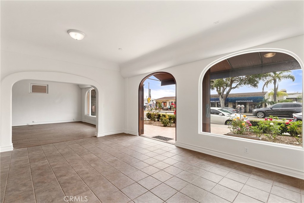 976 S Coast Property Photo 5