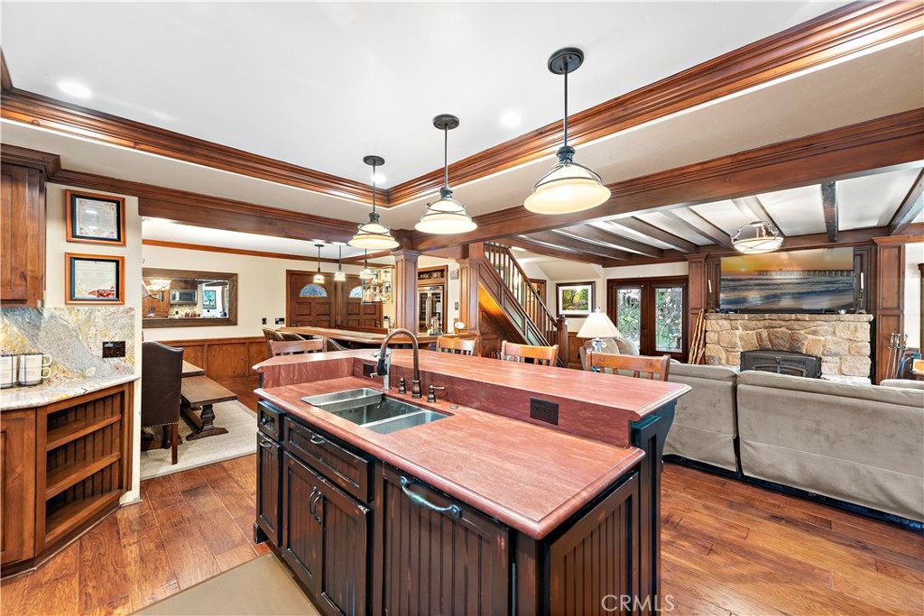 400 Cottage Grove Road Property Photo 22