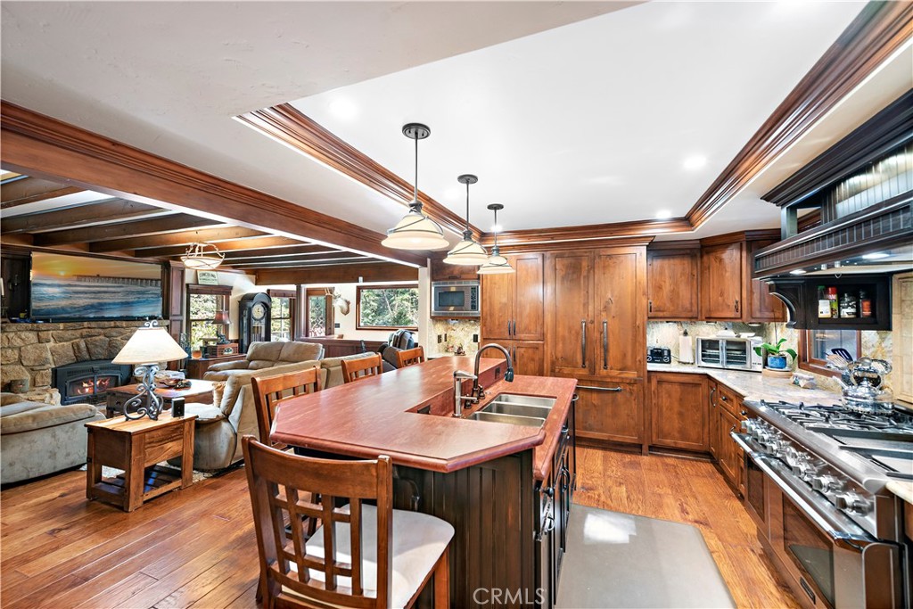 400 Cottage Grove Road Property Photo 23