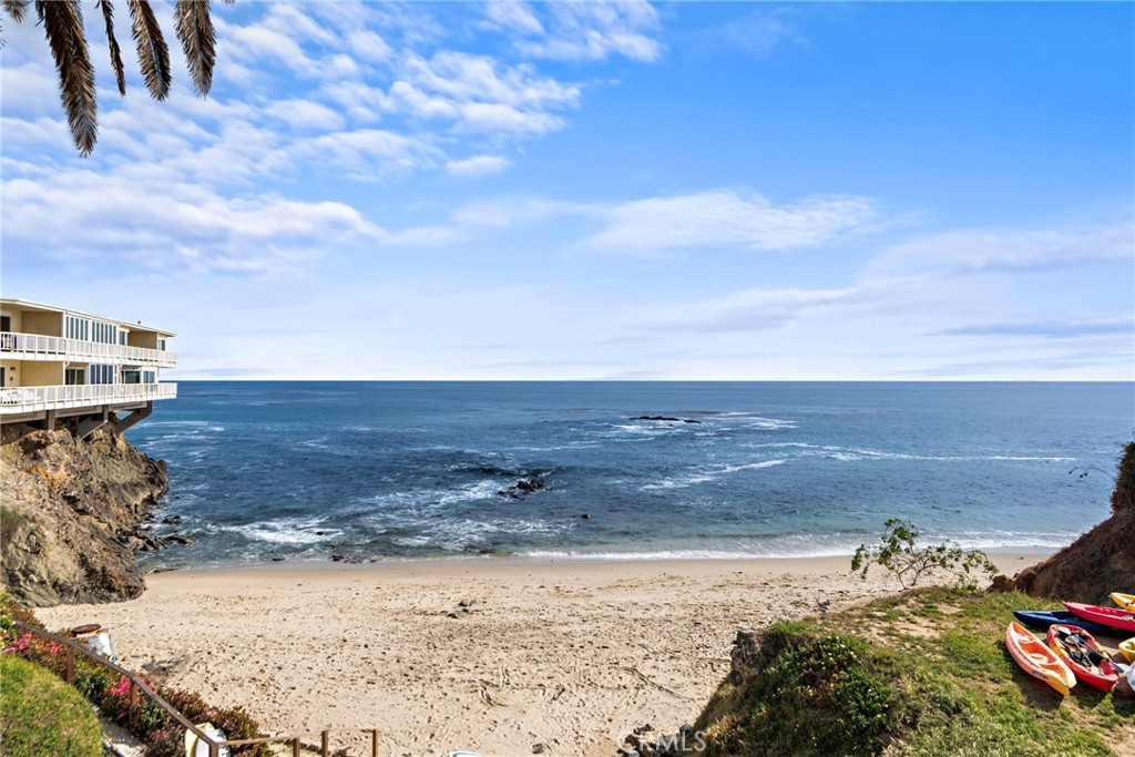 731 Cliff Drive Property Photo