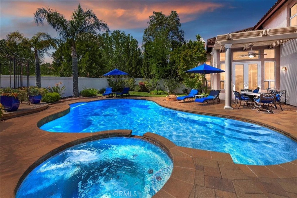 14043 Shepherd Drive Property Photo 4