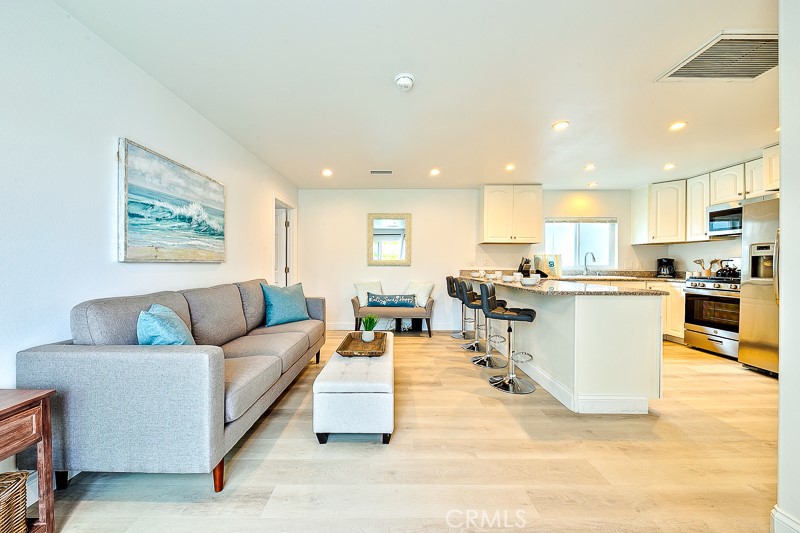 17016 7th Street Property Photo 6