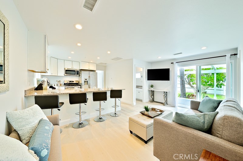 17016 7th Street Property Photo 8