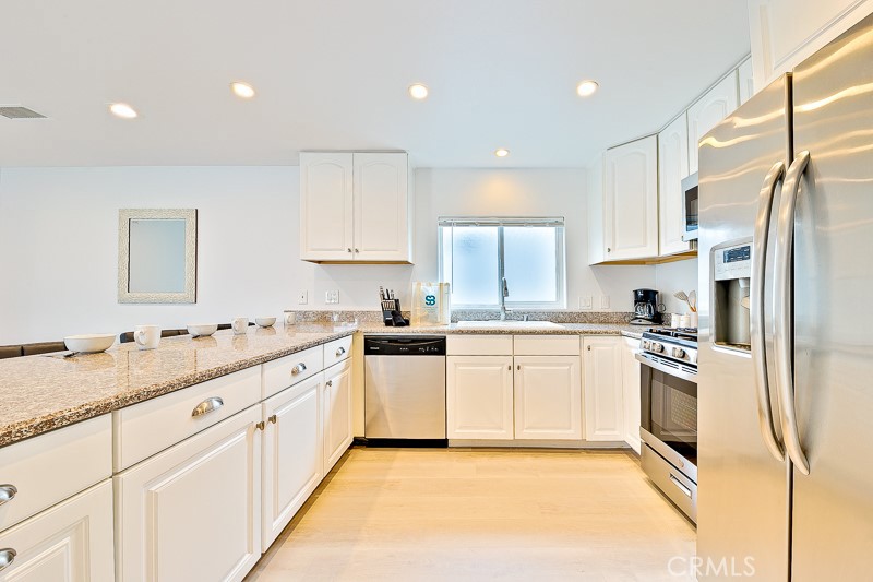 17016 7th Street Property Photo 10