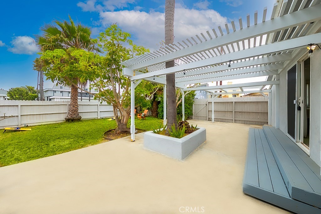 17016 7th Street Property Photo 17