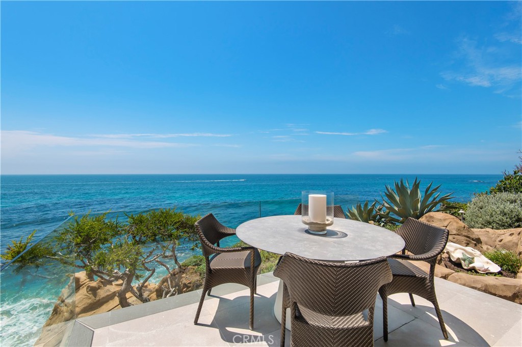 1715 Ocean Way Property Photo