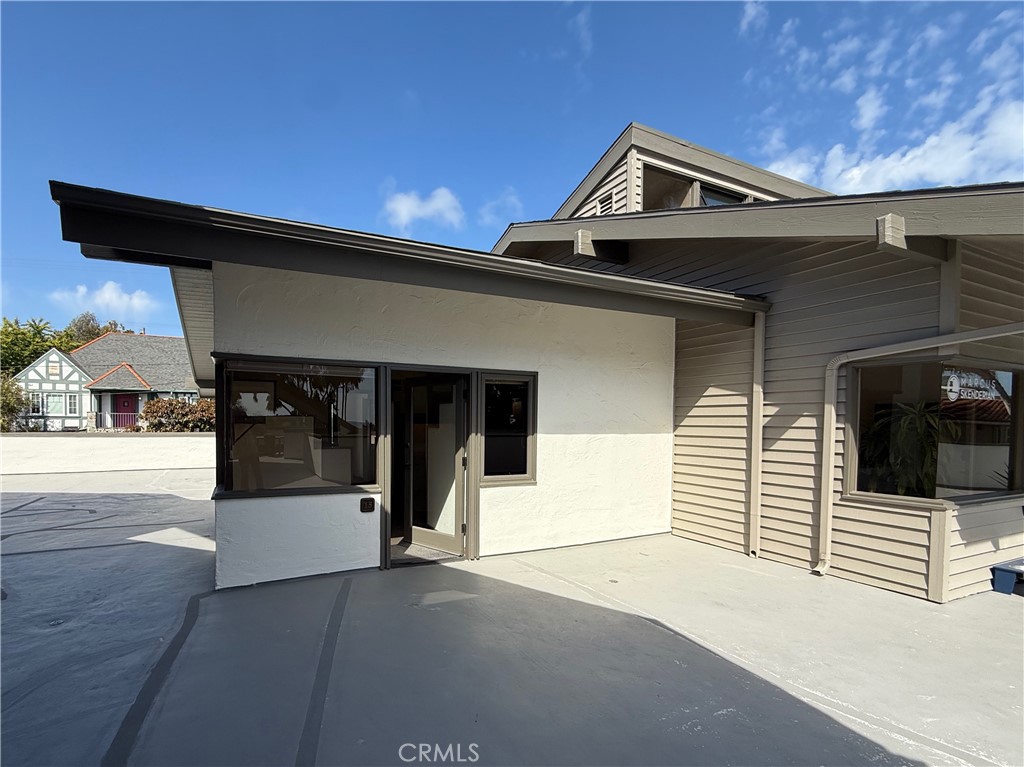 1590 S Coast 303 Property Photo 1