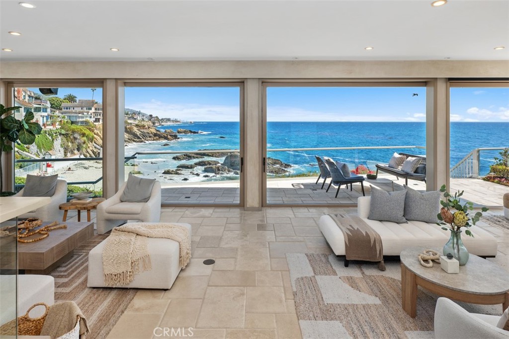1907 Ocean Way Property Photo