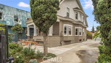 610 E 4th Street Property Photo 1