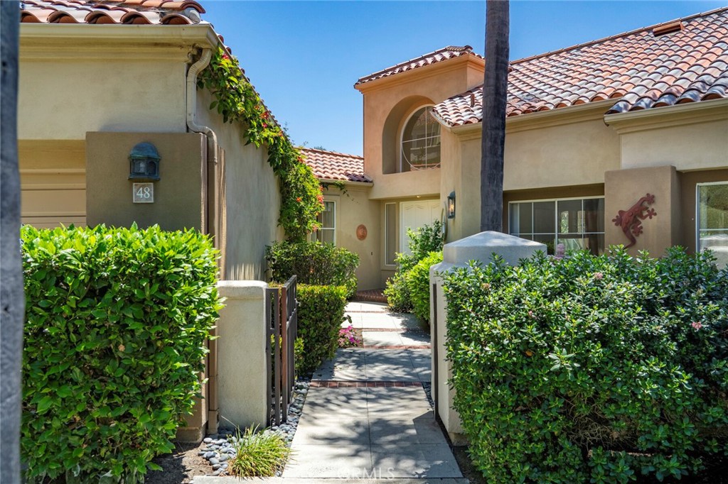 48 Siena Property Photo 3