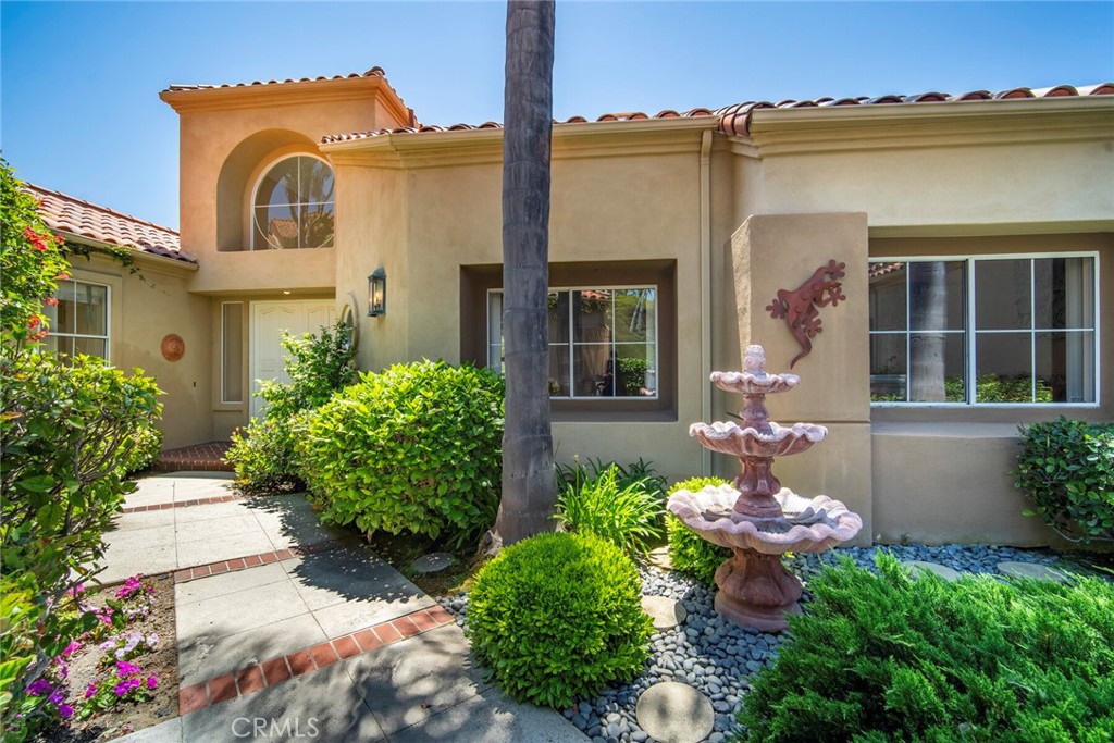 48 Siena Property Photo 4