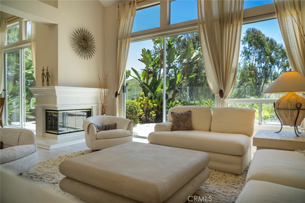 48 Siena Property Photo 8