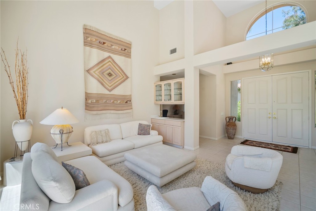 48 Siena Property Photo 10