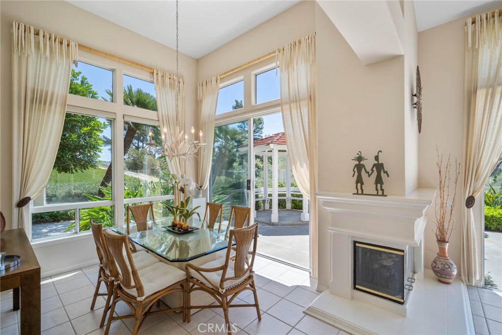 48 Siena Property Photo 13