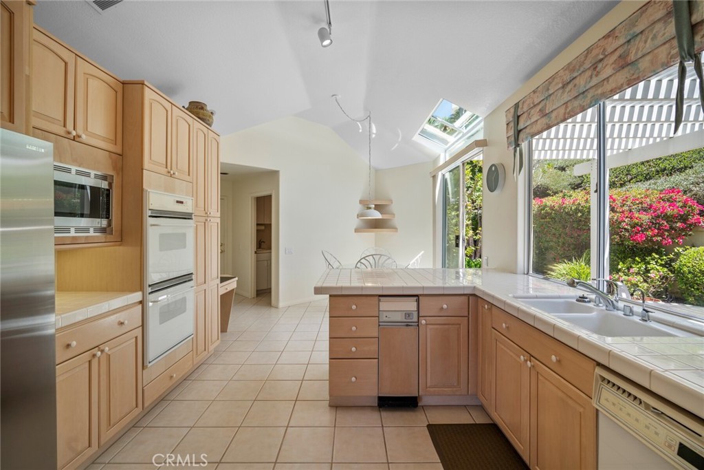 48 Siena Property Photo 17