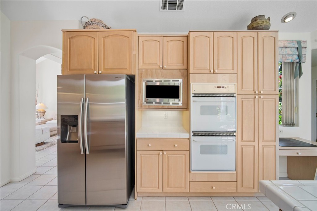48 Siena Property Photo 19