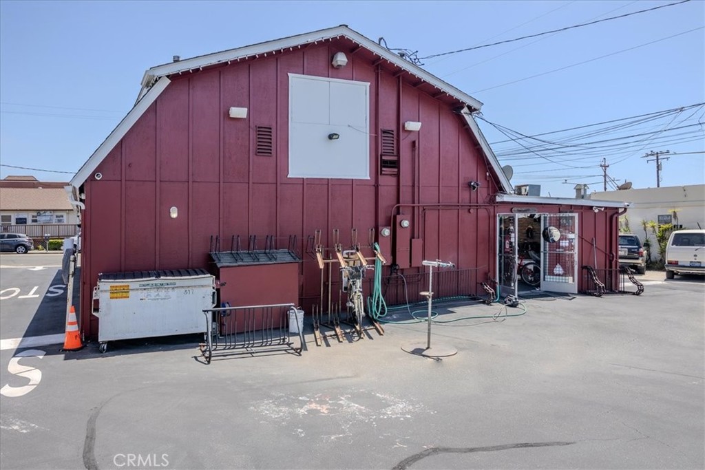 240 Thalia Street Property Photo 15