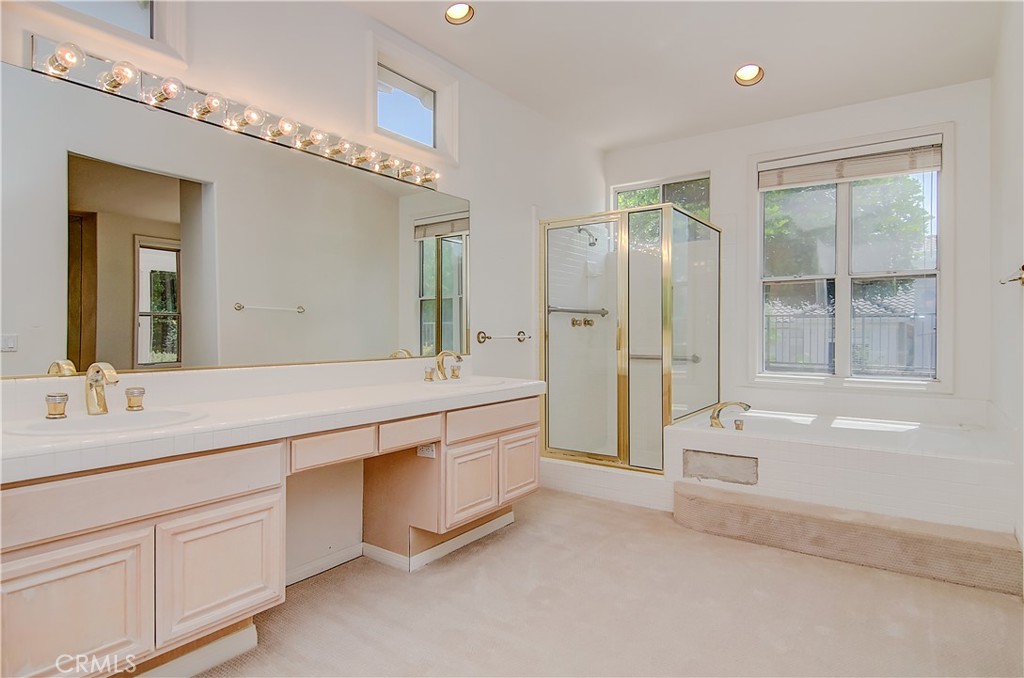 16 Dorchester Property Photo 13