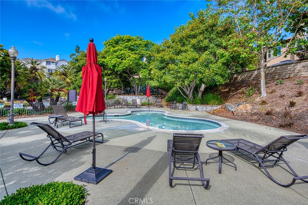16 Dorchester Property Photo 28