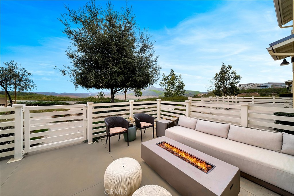 161 Patria Property Photo 1