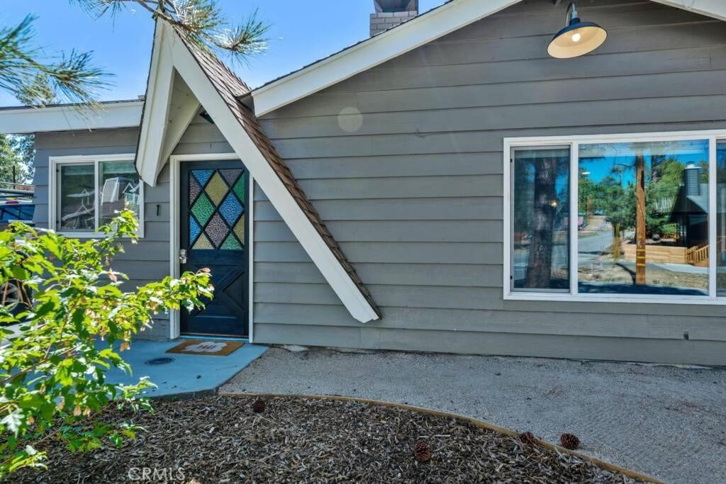 560 Edgemoor 1 Property Photo 2