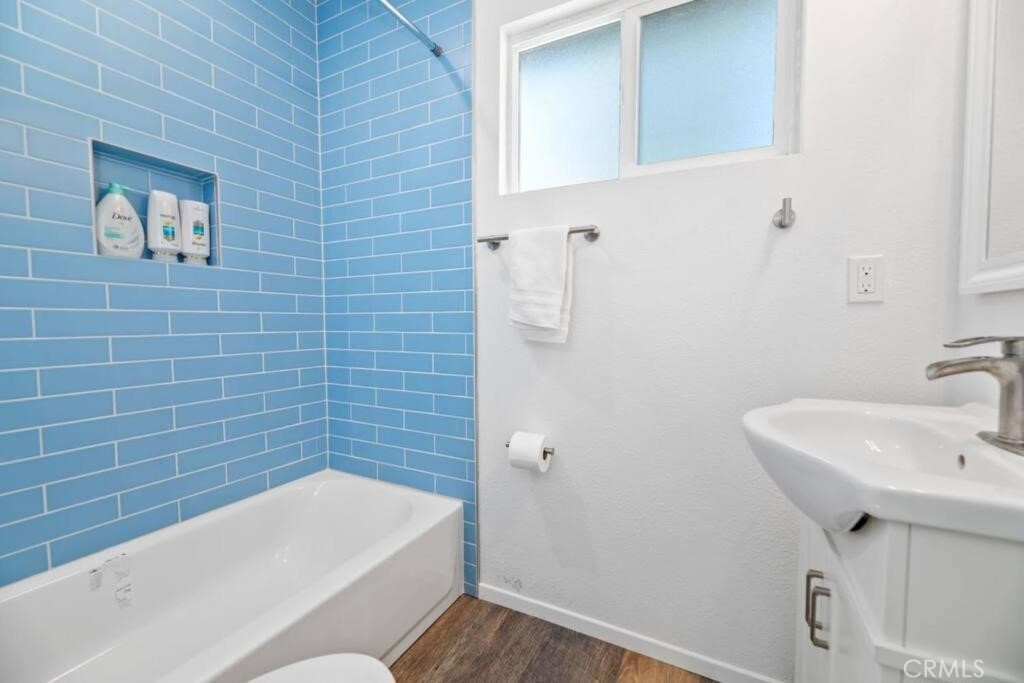 560 Edgemoor 1 Property Photo 6