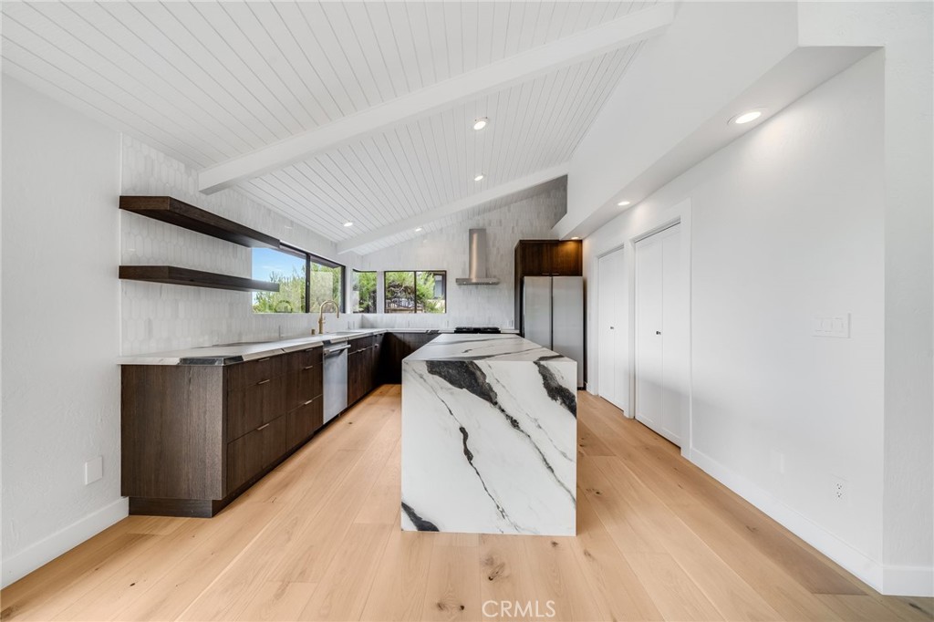 1450 Terrace Way Property Photo 4