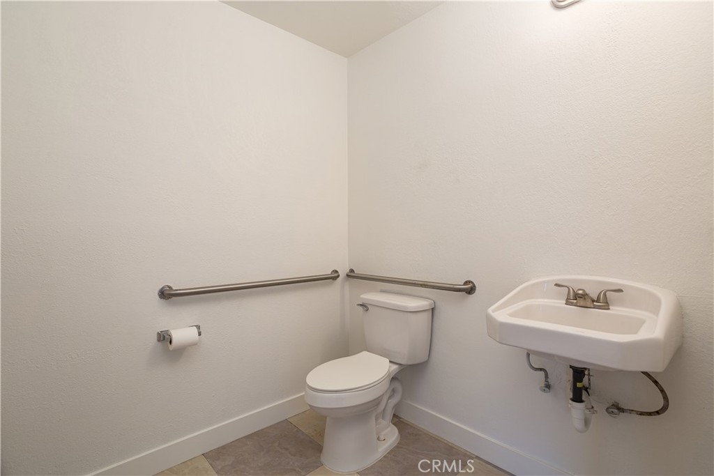 1640 N El Camino Real Property Photo 13