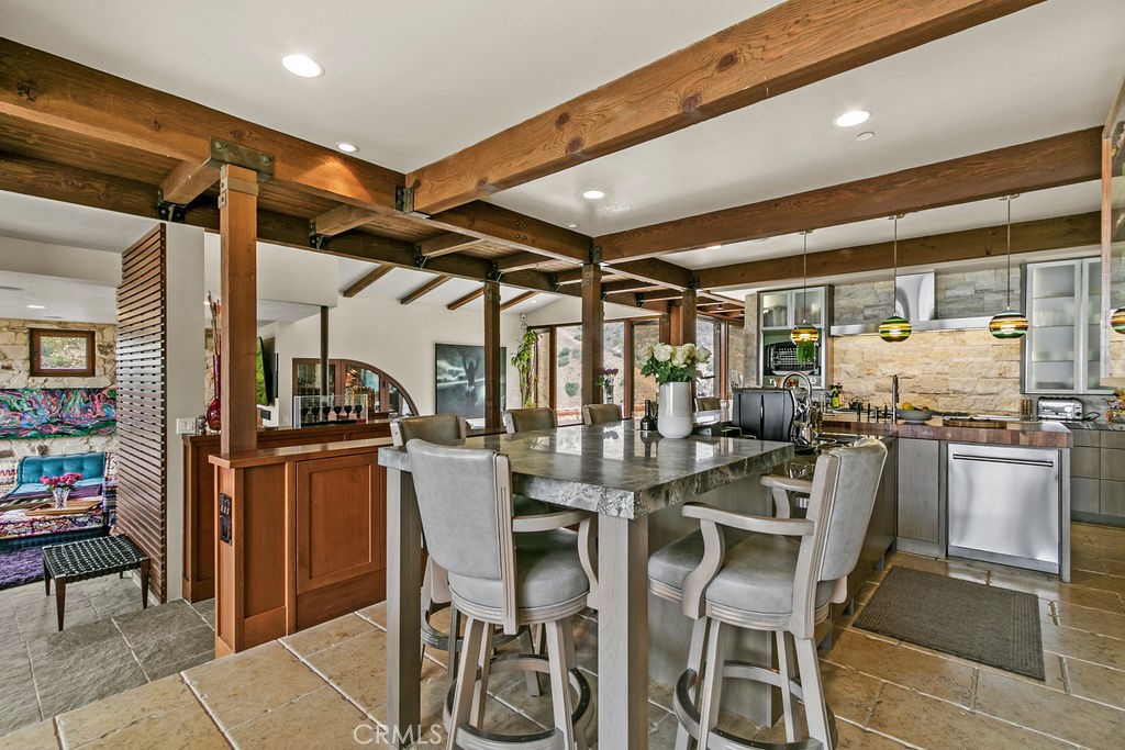 345 Emerald Bay Property Photo 6