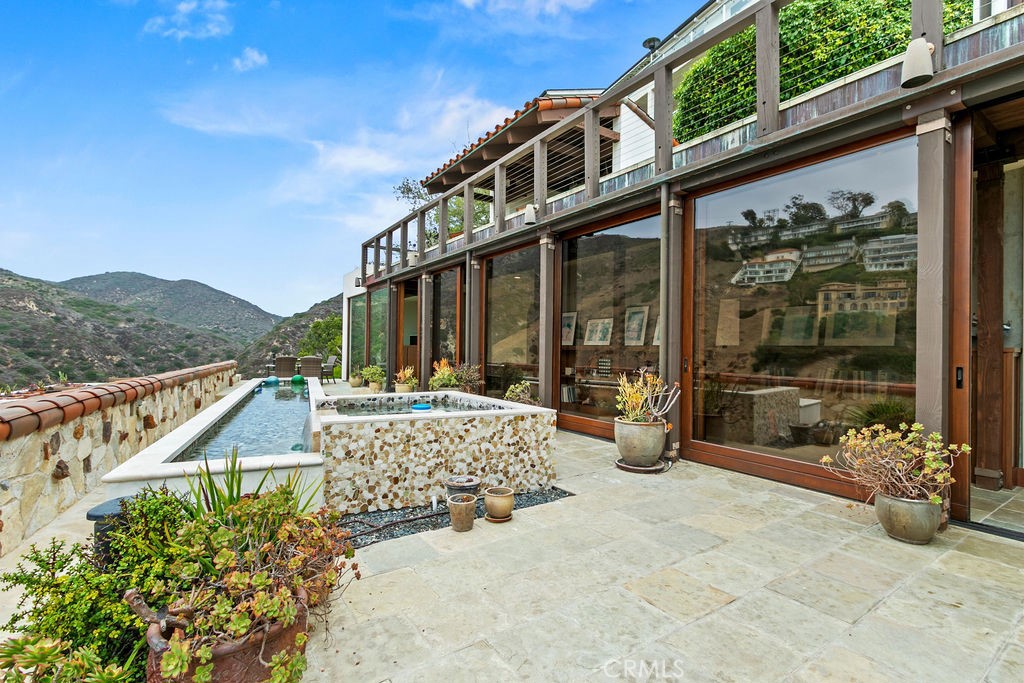 345 Emerald Bay Property Photo 58