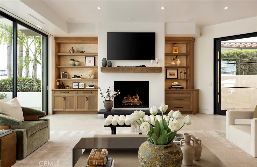 615 Lido Park Drive Property Photo 3