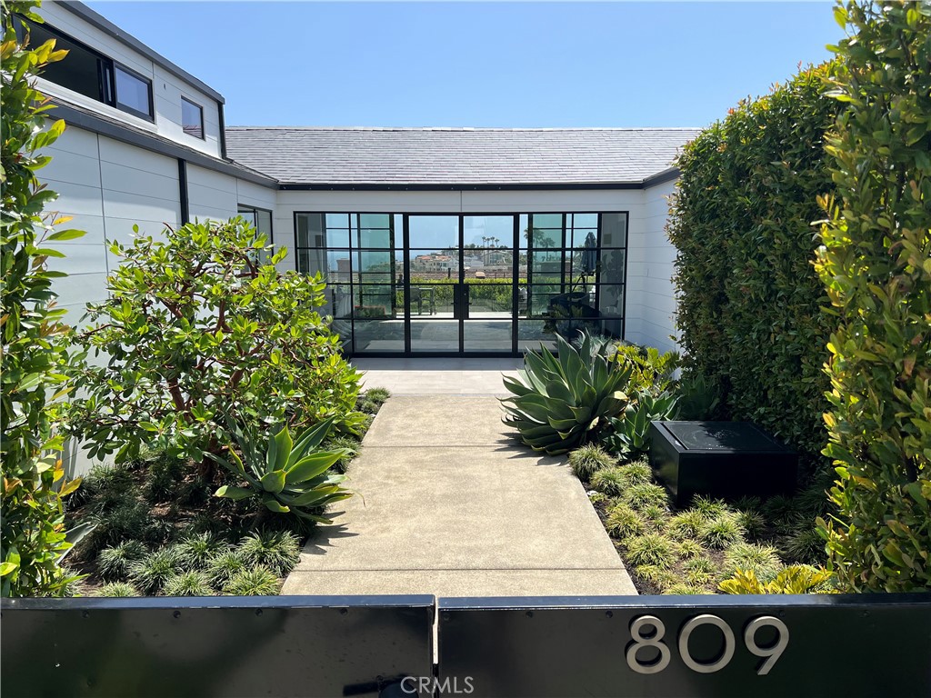 809 Emerald Bay Property Photo 4