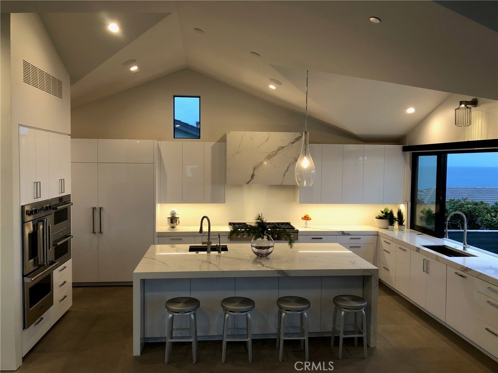 809 Emerald Bay Property Photo 9