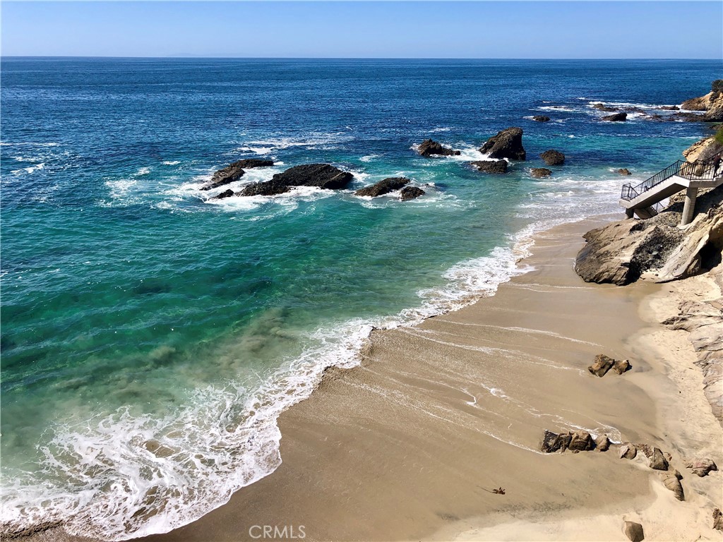 240 Moss 15 Property Photo 1