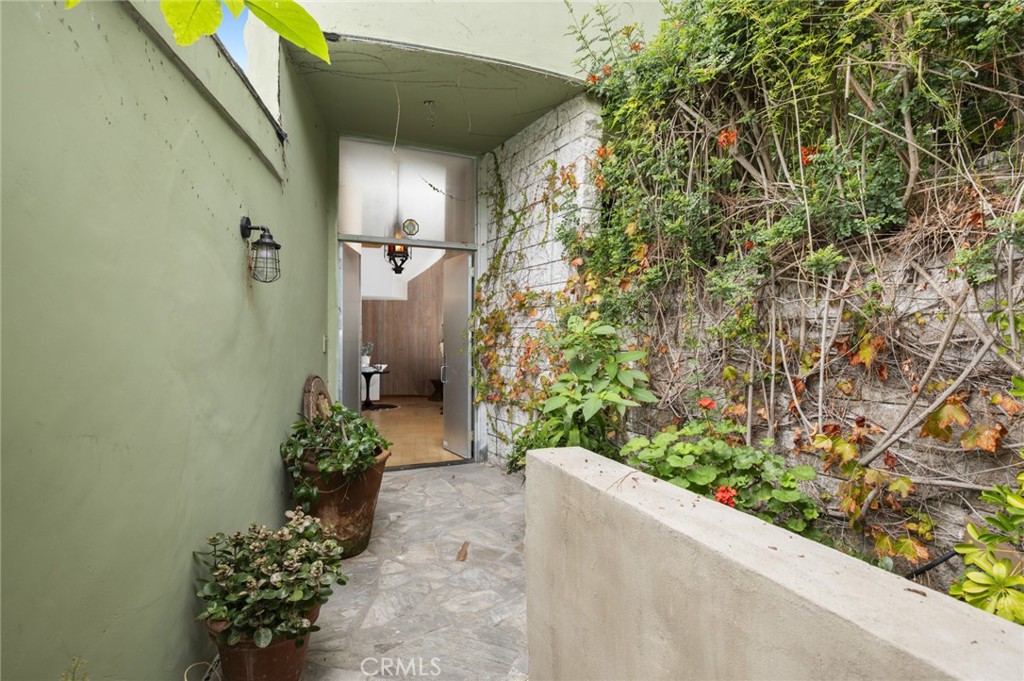 660 Virginia Park Property Photo 6